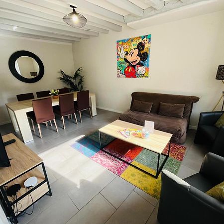 Disney House Chessy  Luaran gambar